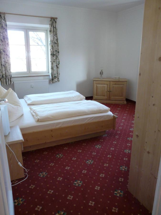 Hotel Roter Hahn - Bed & Breakfast Garmisch-Partenkirchen Exterior foto