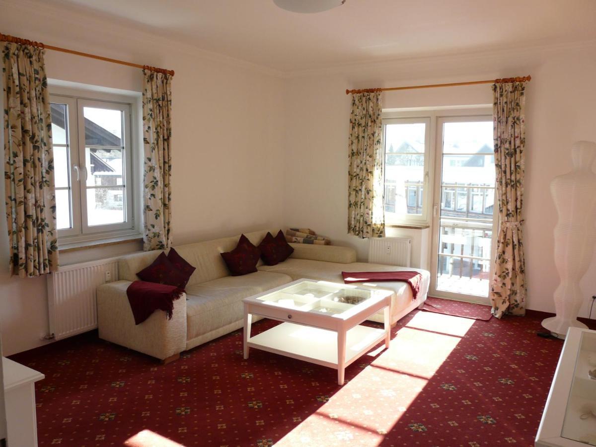 Hotel Roter Hahn - Bed & Breakfast Garmisch-Partenkirchen Exterior foto