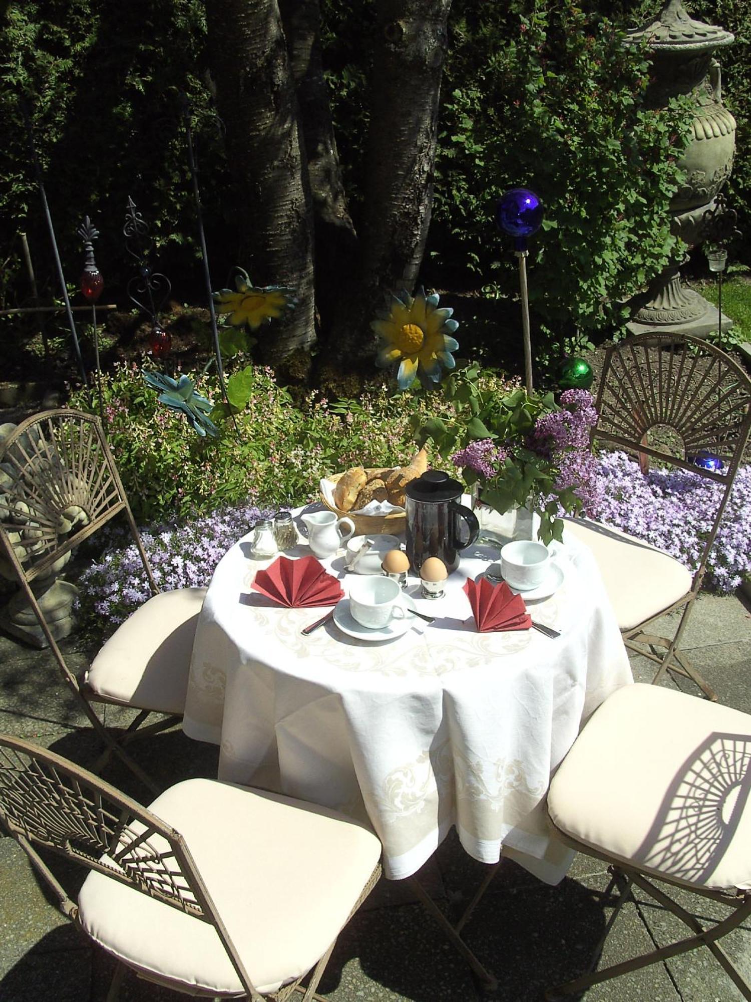 Hotel Roter Hahn - Bed & Breakfast Garmisch-Partenkirchen Exterior foto