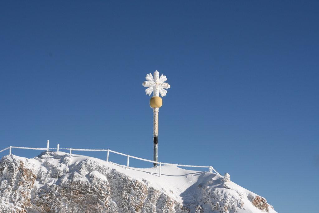 Hotel Roter Hahn - Bed & Breakfast Garmisch-Partenkirchen Exterior foto